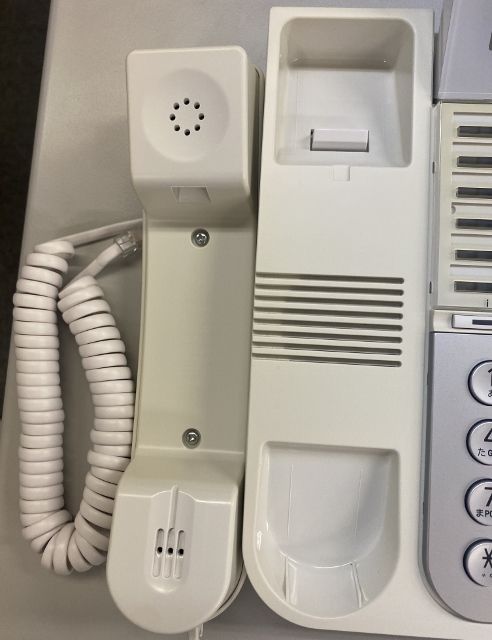 株式会社ブライト・ネット・システム 日立 ET- iF 36ボタン標準電話機(白）（中古）