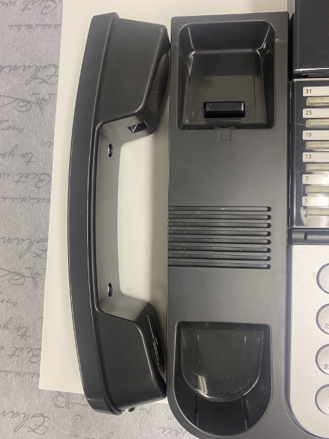 株式会社ブライト・ネット・システム 日立 ET- iF 36ボタン標準電話機(黒）（中古）